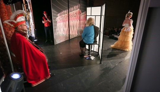 40_Backstage_DZ2A5952_b_medium300.jpg